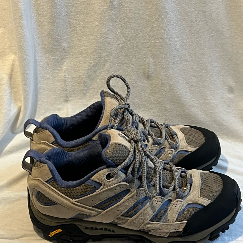 Merrell Shoes Womens 7.5 Moab Hiking Sneakers Brown Leather Trail Suede Classic